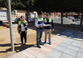 El Ayuntamiento invierte más de 75.000 euros en la renovación de la plaza Rosario