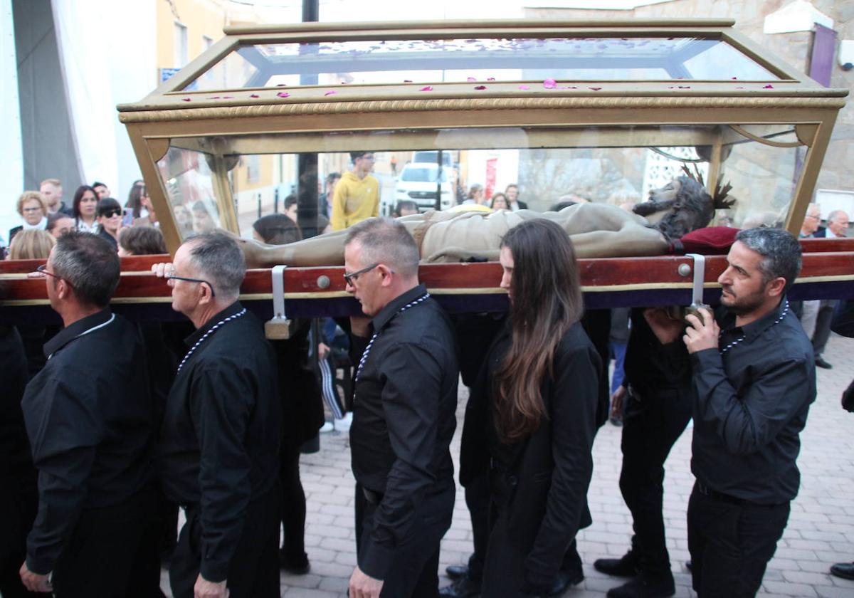 Balerma procesiona al Santo Entierro de Nuestro Padre Jesús de la Redención