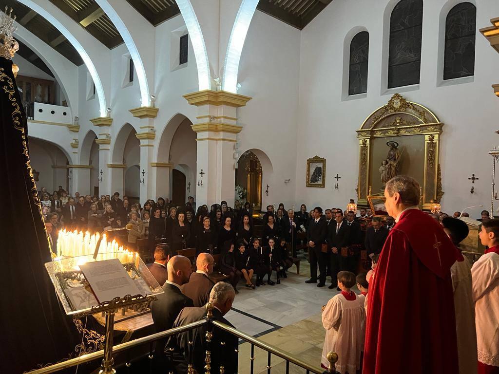 La parroquia de San Isidro de El Ejido celebra la procesión del Santo Sepulcro