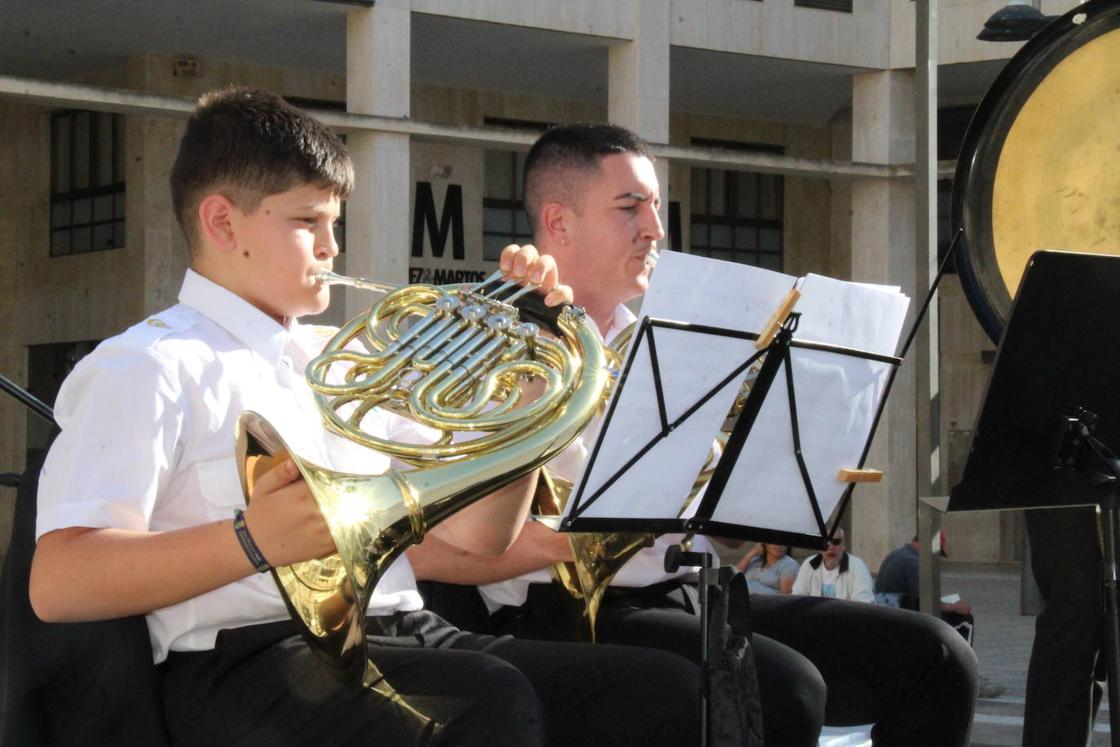 Elvira Mínguez abre la Feria del Libro de El Ejido