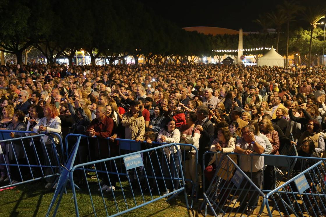 El Arrebato reúne a miles de personas en el Parque Municipal