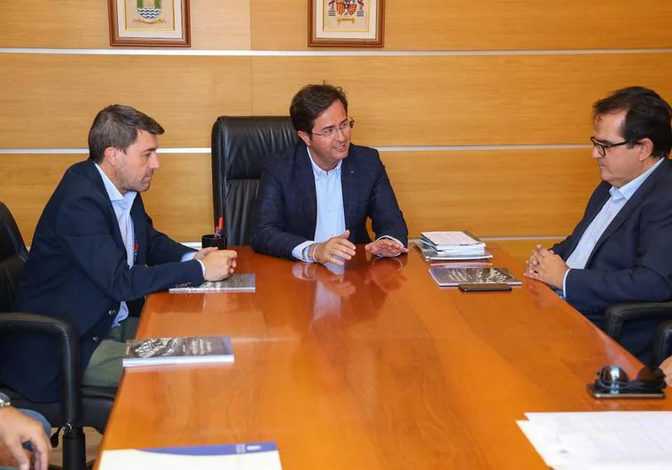 Diputación aprueba 900.000 euros para ensanchar la AL-4300 entre El Ejido y Balanegra
