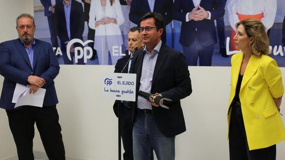 «Las medidas adoptadas por el PP en Andalucía y en El Ejido han aliviado la economía de las familias»