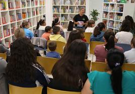 Entra en funcionamiento la nueva biblioteca de Santa María del Águila