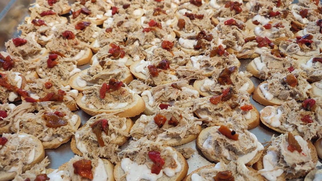 El Teatro Comestible conforma un cóctel de éxito en Paraíso al Mar