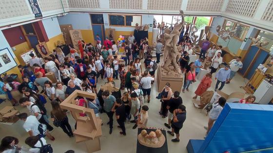 Los estudiantes muestran el arte que se esconde en las aulas