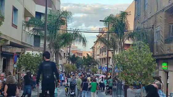 La Noche en Blanco saca a la calle a miles de ejidenses