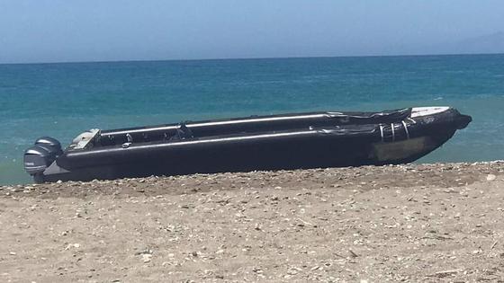 Detenido por patronear una patera con 28 personas intervenida en la playa de Balerma