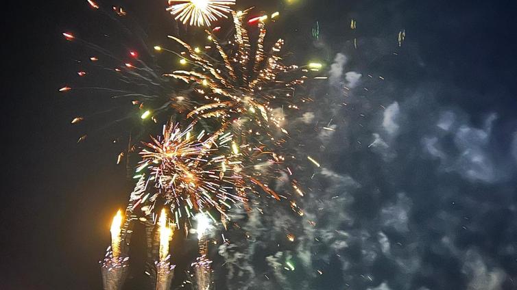 Tres empresas valencianas iluminarán el cielo las noches de San Isidro