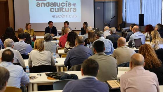 La programación del próximo curso de la Red Andaluza de Teatro se decide en El Ejido