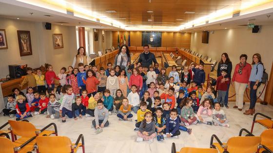 Alumnado de 5 años de la Escuela Infantil Gabriela Mistral protagoniza un Pleno infantil