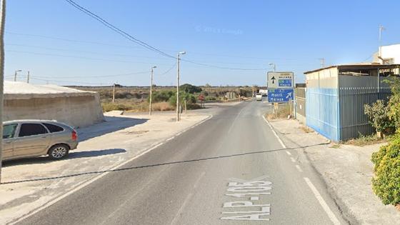 Muere un hombre de 42 años tras un accidente entre un coche y una moto en El Ejido