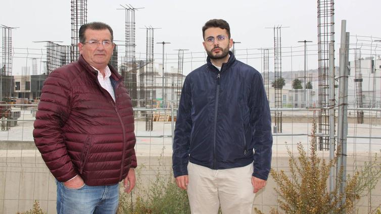 El PSOE ve peligrar el comienzo de curso en el nuevo cole de Almerimar