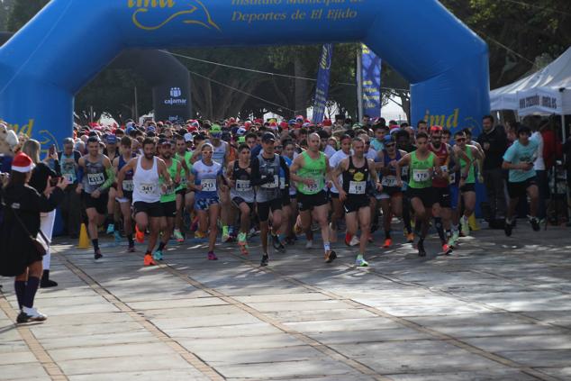 Fotos: El Ejido despide 2022 a la carrera y entra en 2023 haciendo deporte