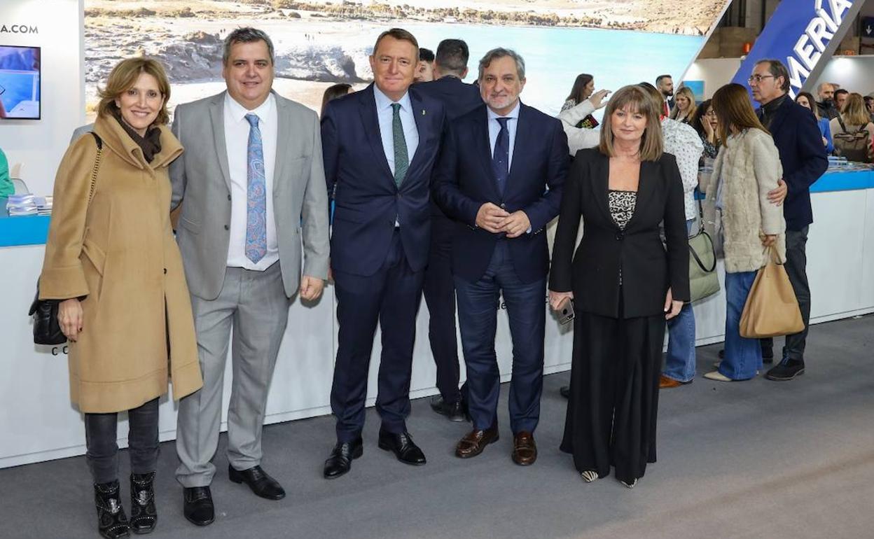 José Álvarez, chef de La Costa, premio al mérito turístico en Fitur