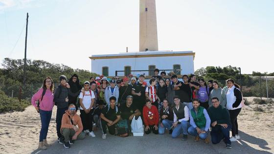 Los estudiantes conocen Punta Entinas en el Día de los Humedales