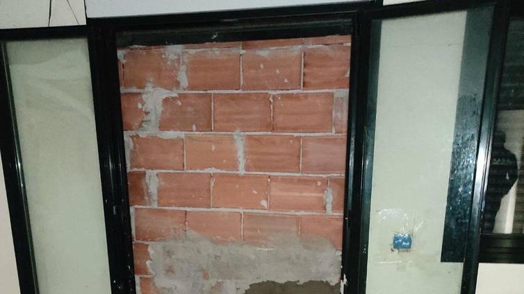 La rápida actuación de la Policía Local evita un intento de ocupación ilegal de vivienda