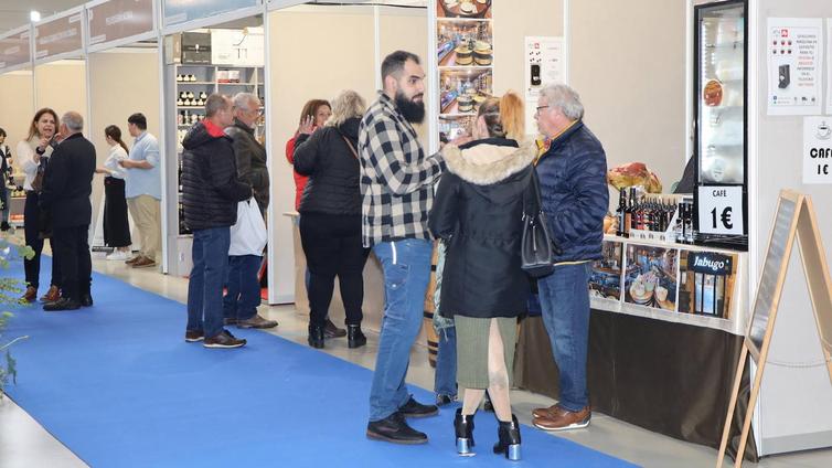 Más de medio centenar de comercios se abren a los ejidenses