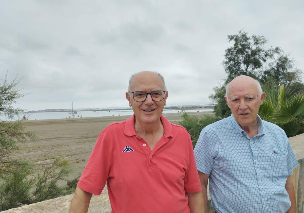 José y Guillermo Cantón en Almerimar, donde ahora residen.