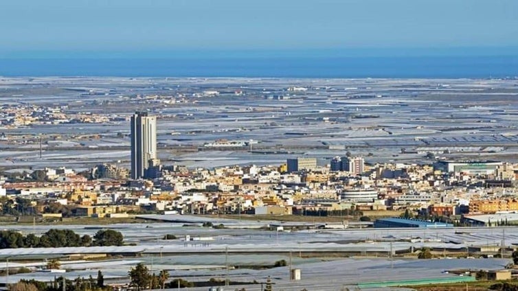 Firmadas las obras de abastecimiento en alta de agua desalada para El Ejido