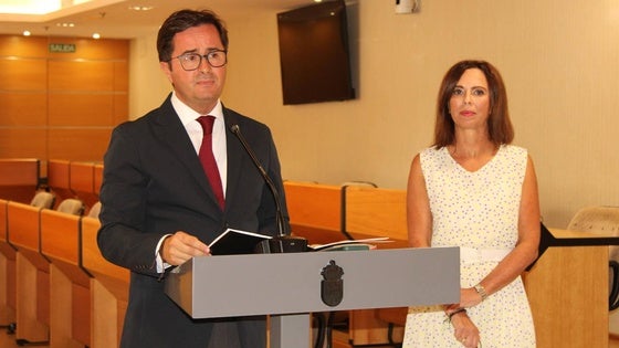 La consejera de Fomento anuncia que las obras de la calle Almería acabarán antes de final de año