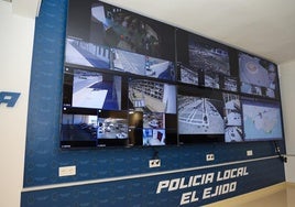 Cámaras de videovigilancia en El Ejido.