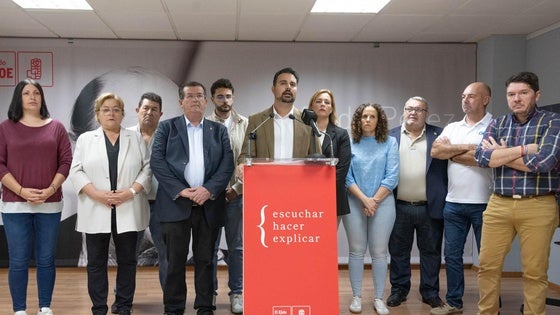 El PSOE llama a la movilización para parar la «tropelía» de Moreno contra el Hospital de Poniente