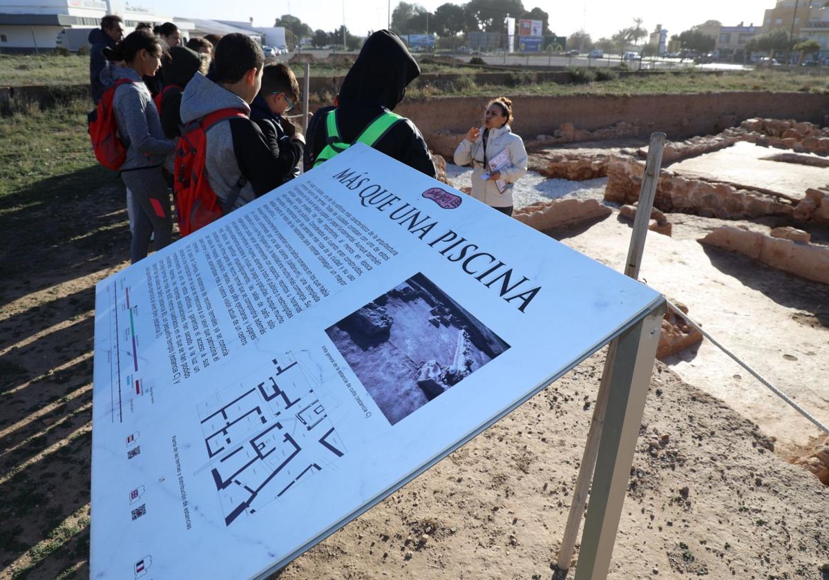 Más de una decena de talleres y visitas en familia para descubrir y divulgar la riqueza patrimonial de El Ejido