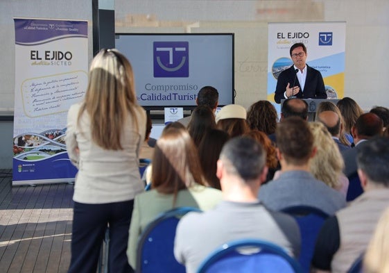 El municipio de El Ejido ya cuenta con 95 empresas adheridas al programa, de las que 67 ya están certificadas por SICTED.