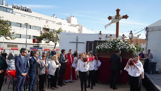 Ejido Norte cierra sus fiestas con la procesión de La Santa Cruz
