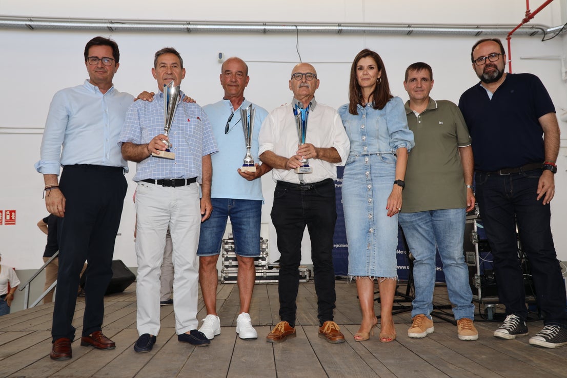 Un millar de mayores disfrutan de una jornada de convivencia en Ejidomar