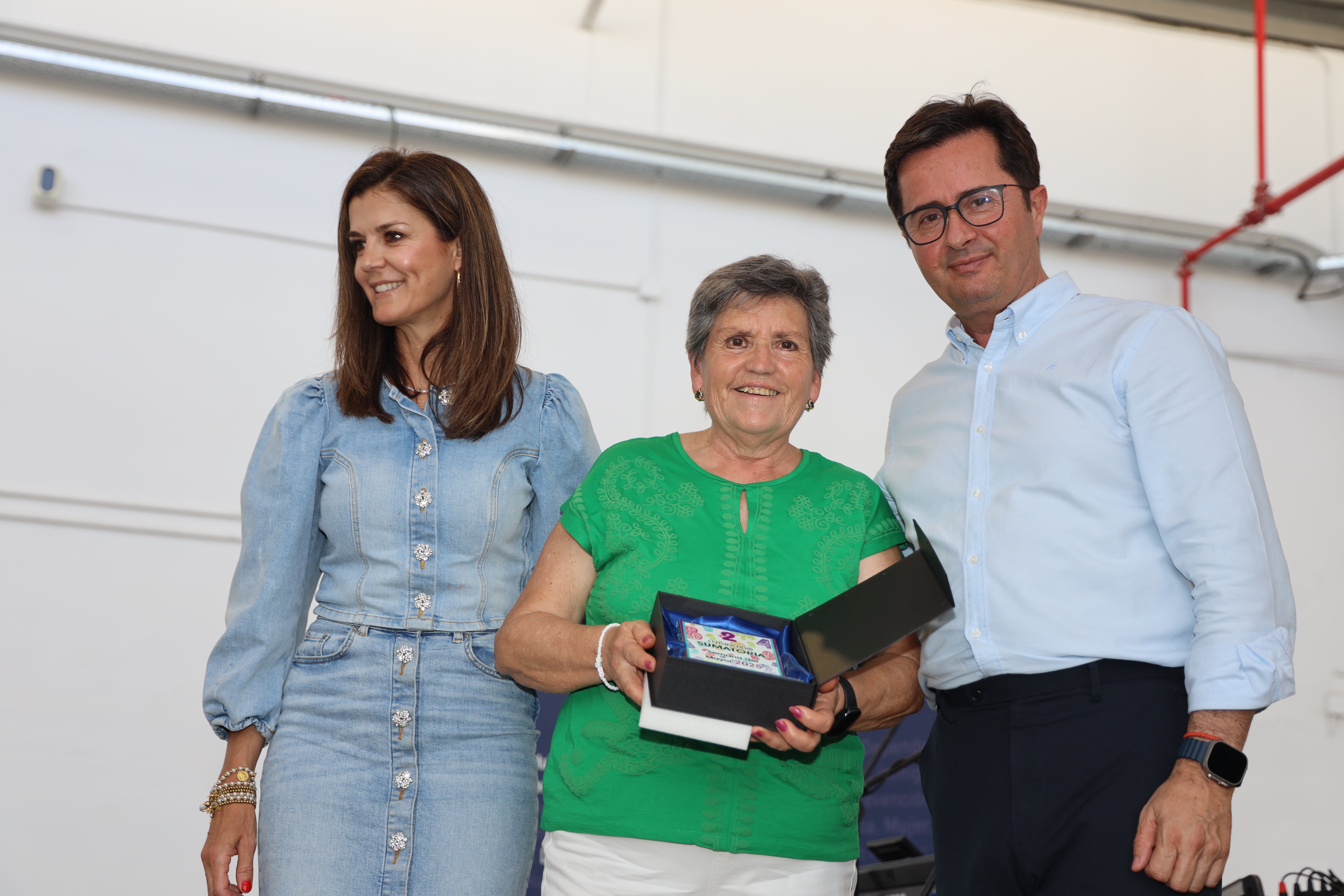 Un millar de mayores disfrutan de una jornada de convivencia en Ejidomar