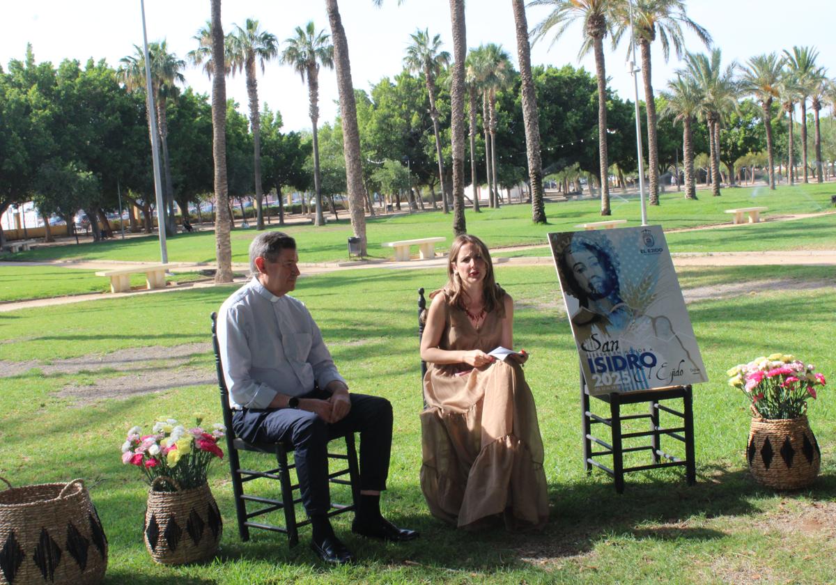 El acto de presentación de los festejos se realizó en el Parque Municipal de El Ejido.