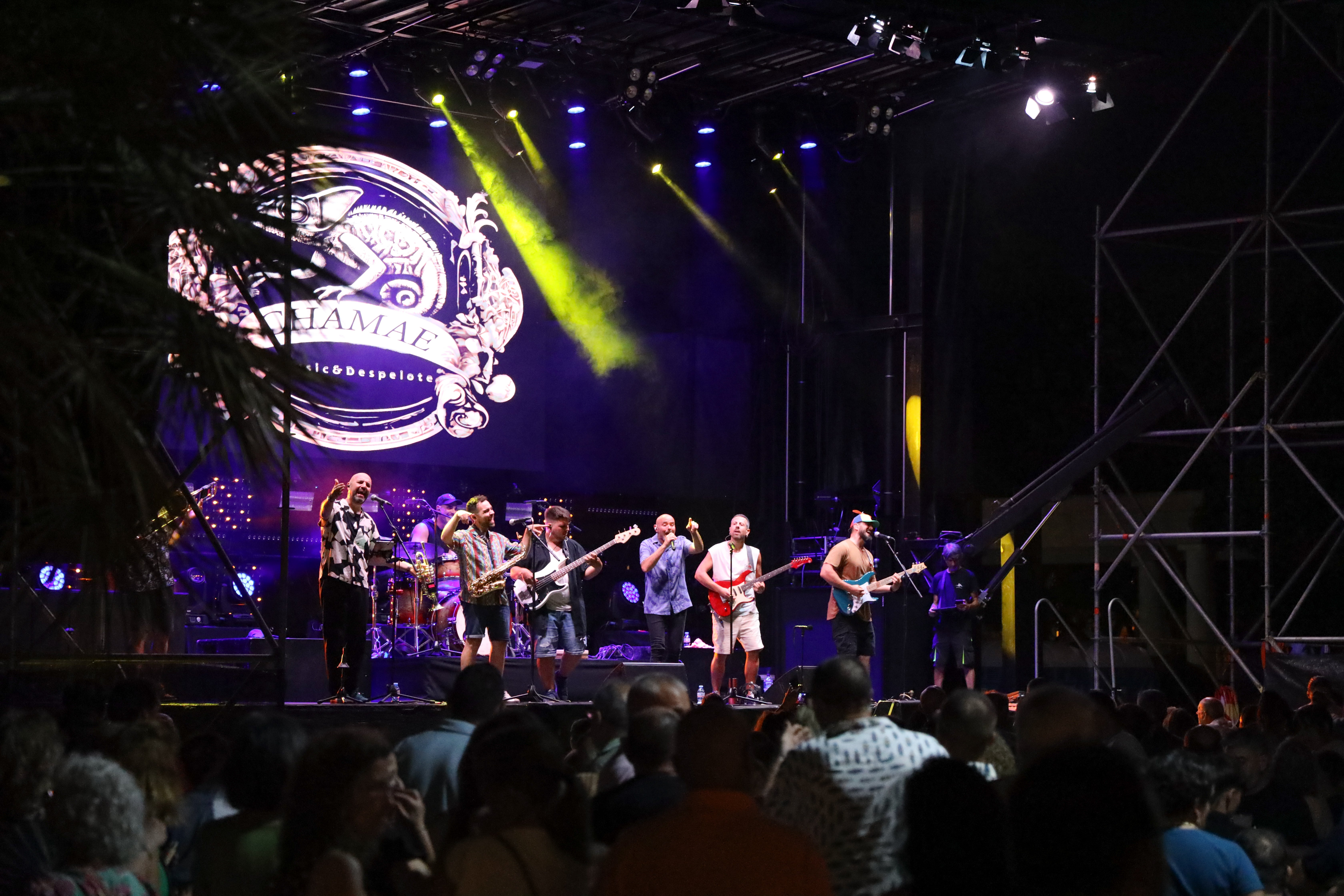 Chamae y Agro Dj&#039;s llenan de música y diversión el Parque Municipal de El Ejido