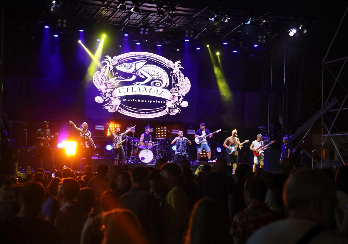 Chamae y Agro Dj&#039;s llenan de música y diversión el Parque Municipal de El Ejido