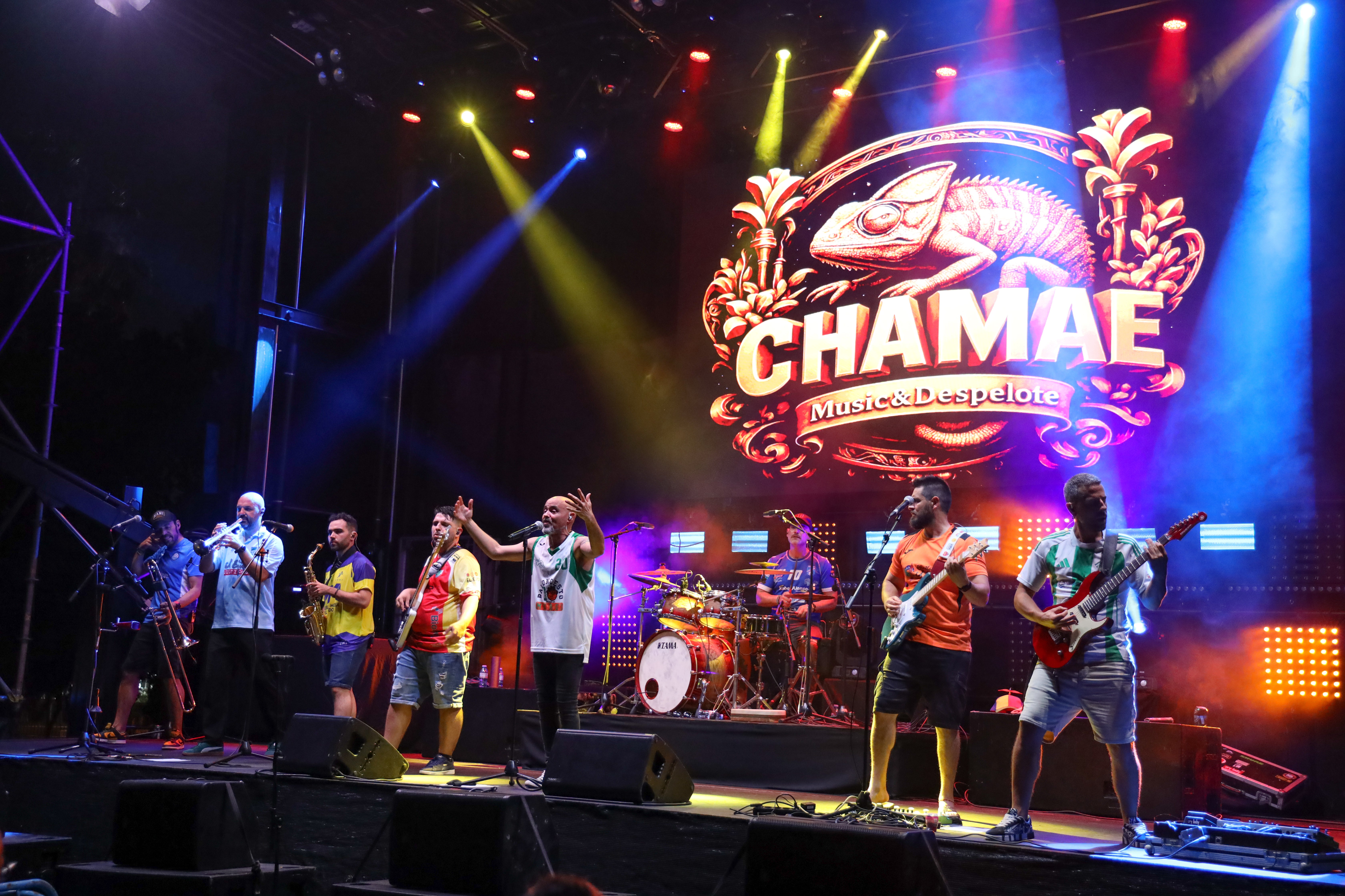 Chamae y Agro Dj&#039;s llenan de música y diversión el Parque Municipal de El Ejido