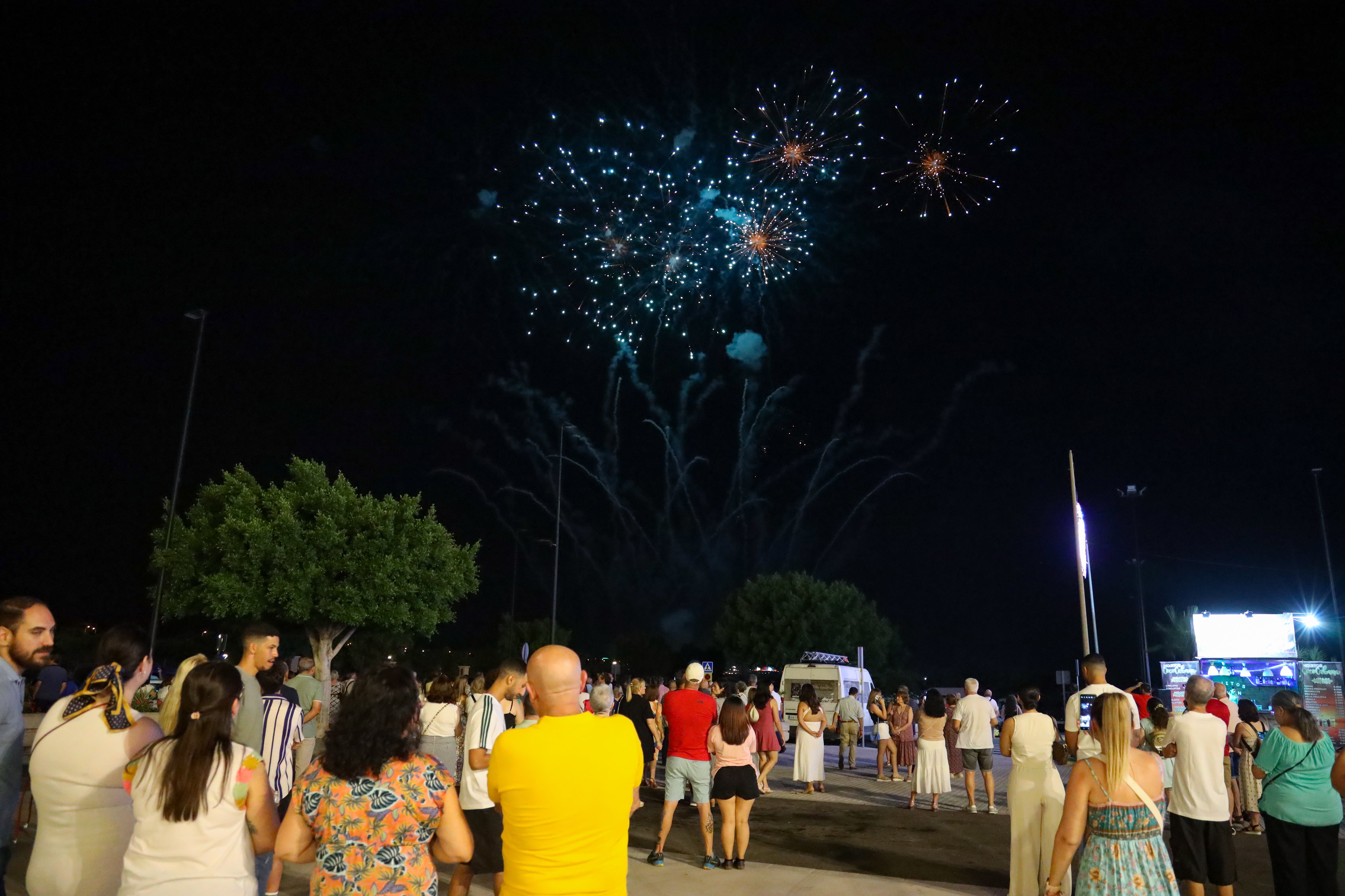 Pirotecnia Turis ilumina el cielo ejidense en la segunda jornada