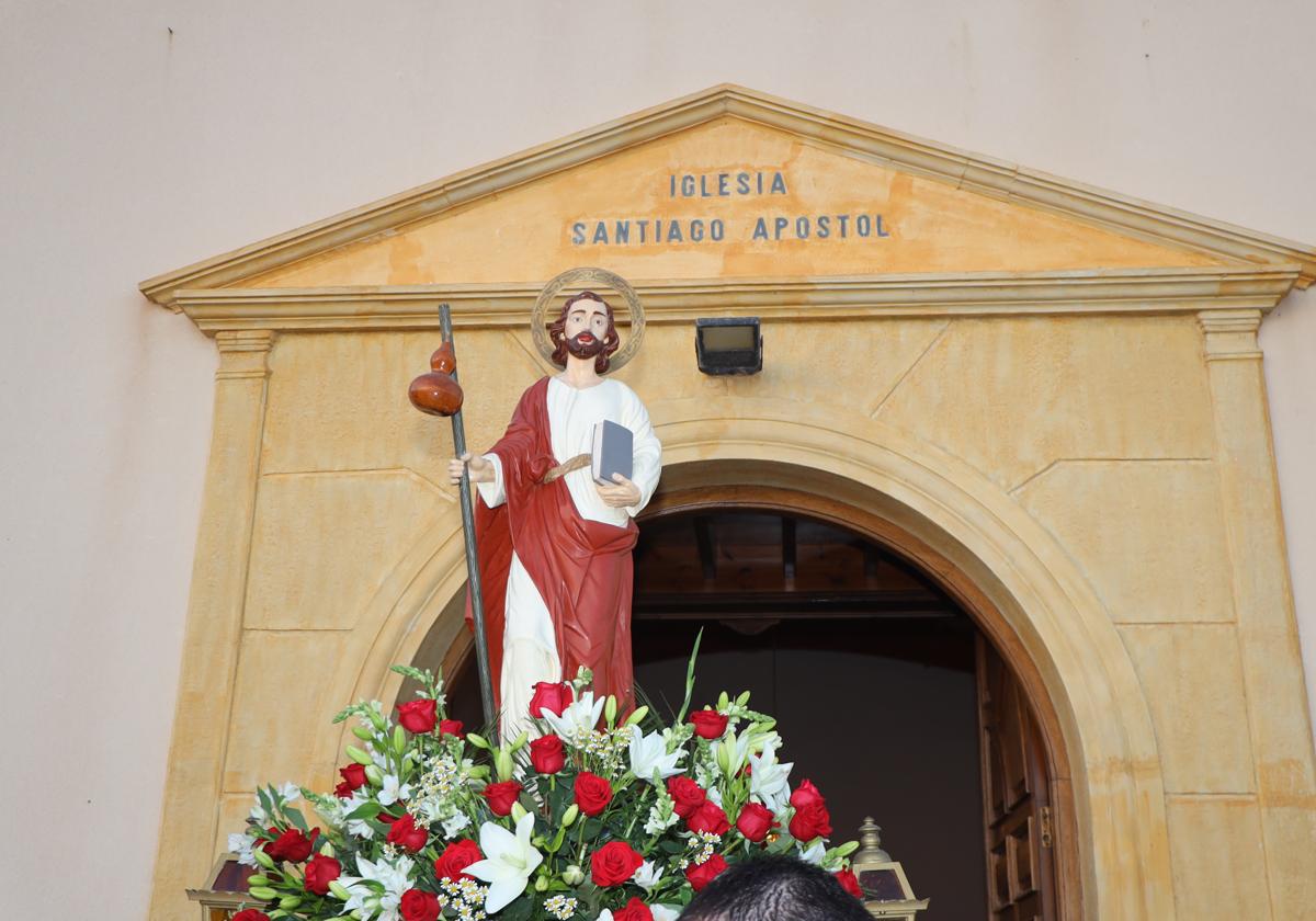 Santiago Apóstol sale en procesión, en imagen de archivo.