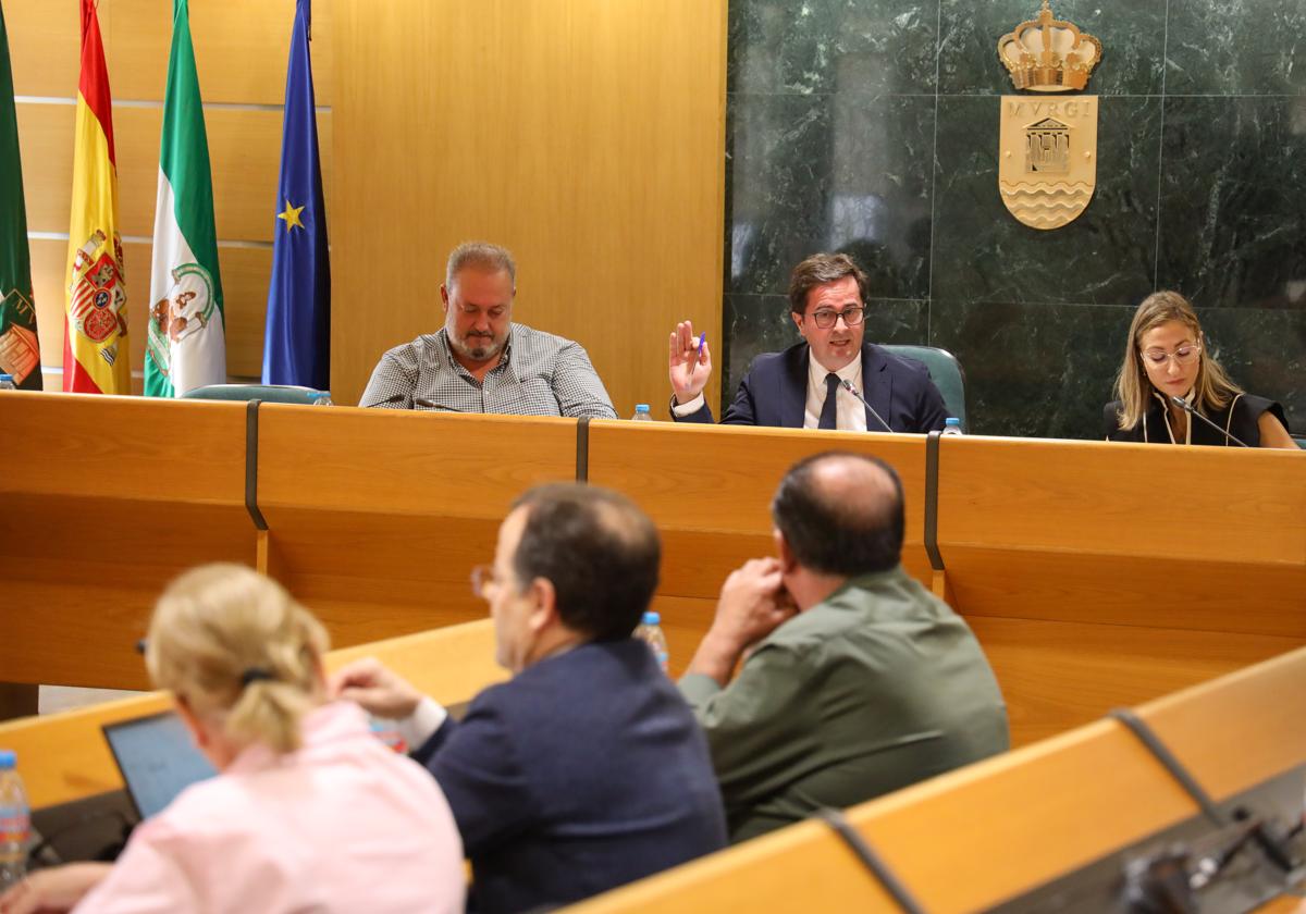 Un momento del pleno municipal.