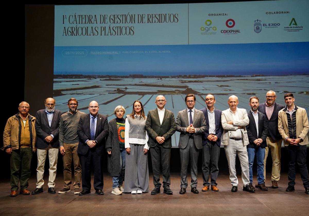 Durante la sesión, expertos abordaron cuestiones clave como la responsabilidad ampliada del productor, la evolución histórica del sector.