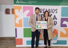 El edil de Educación y Juventud recogió el galardón durante la gala celebrada ayer en la Casa de Blas Infante en Coín (Málaga).