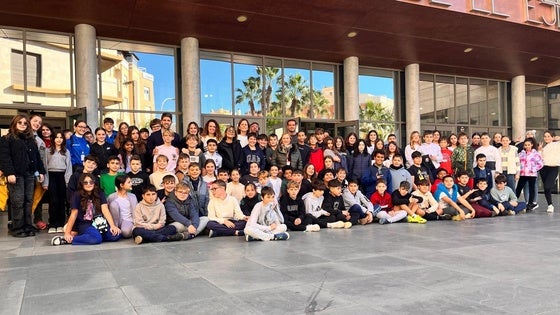 Estudiantes italianos de Erasmus+ conocen varios enclaves ejidenses