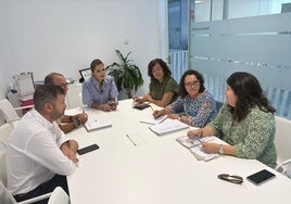Una de las reuniones de la Mesa Radar Local de El Ejido.