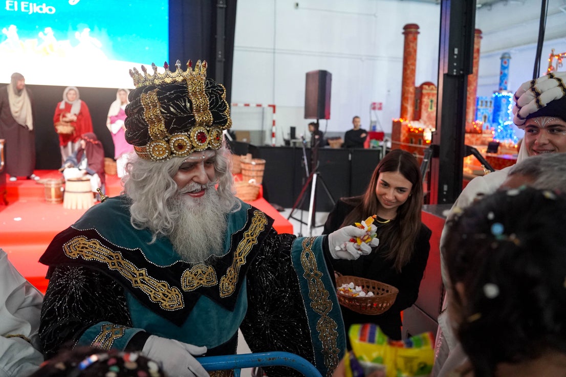 Una Cabalgata de Reyes distinta en la Nave de Ejidomar, en imágenes