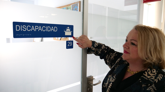 El Ejido dota de pictogramas identificativos en dependencias de los Servicios Sociales