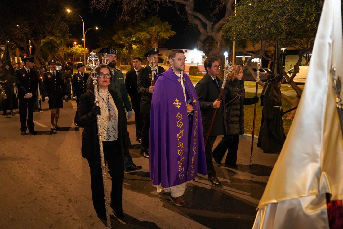 El Viacrucis del Santísimo Cristo del Amor recorre las calles de Santo Domingo
