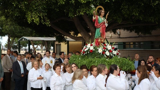 La misa y la procesión de San Pancracio dan por finalizadas las Fiestas de Venta Carmona