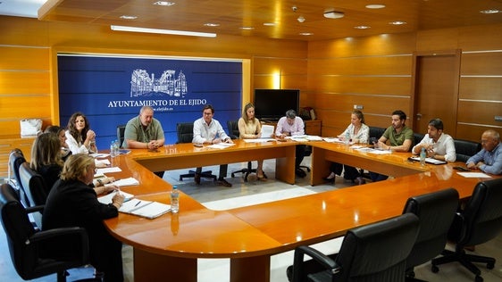 El Ejido aprueba el contrato de recogida de animales perdidos garantizando su bienestar
