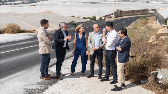 El Ejido renueva la carretera que une Matagorda con Almerimar