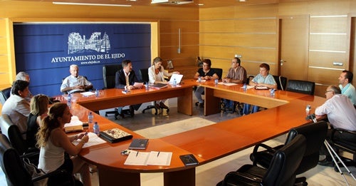 Ayuntamiento y asociaciones de personas con discapacidad renuevan su convenio